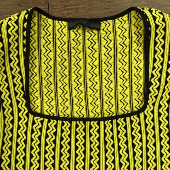 NWOT RVN Chevron Jacquard Square Neck Flare Skater Dress Black Yellow Women’s M - Picture 4 of 10